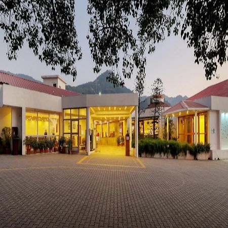 Timber Trail Base Resort - At The Foothills Of Adventure Parwanoo Exterior foto