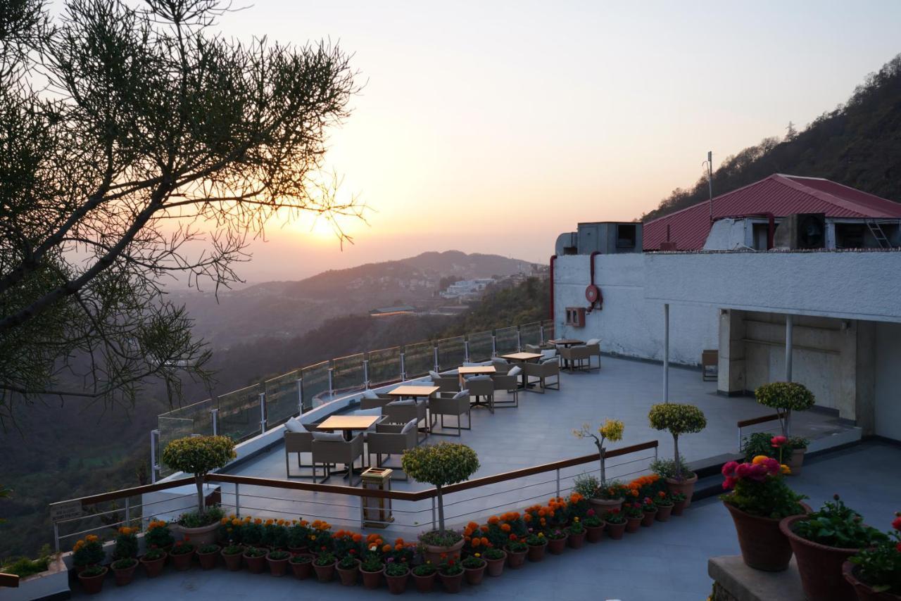 Timber Trail Base Resort - At The Foothills Of Adventure Parwanoo Exterior foto