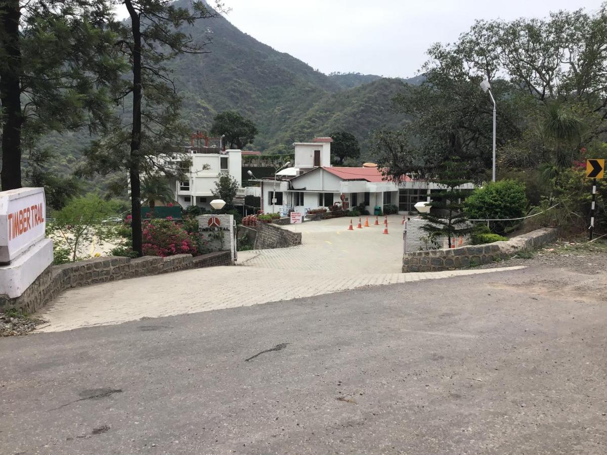 Timber Trail Base Resort - At The Foothills Of Adventure Parwanoo Exterior foto