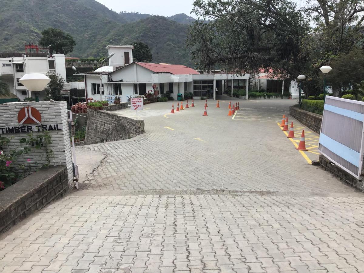 Timber Trail Base Resort - At The Foothills Of Adventure Parwanoo Exterior foto